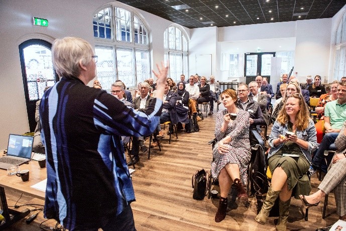 Sietske Waslander Over Bestuurlijke Spaghetti | Vereniging Voor ...